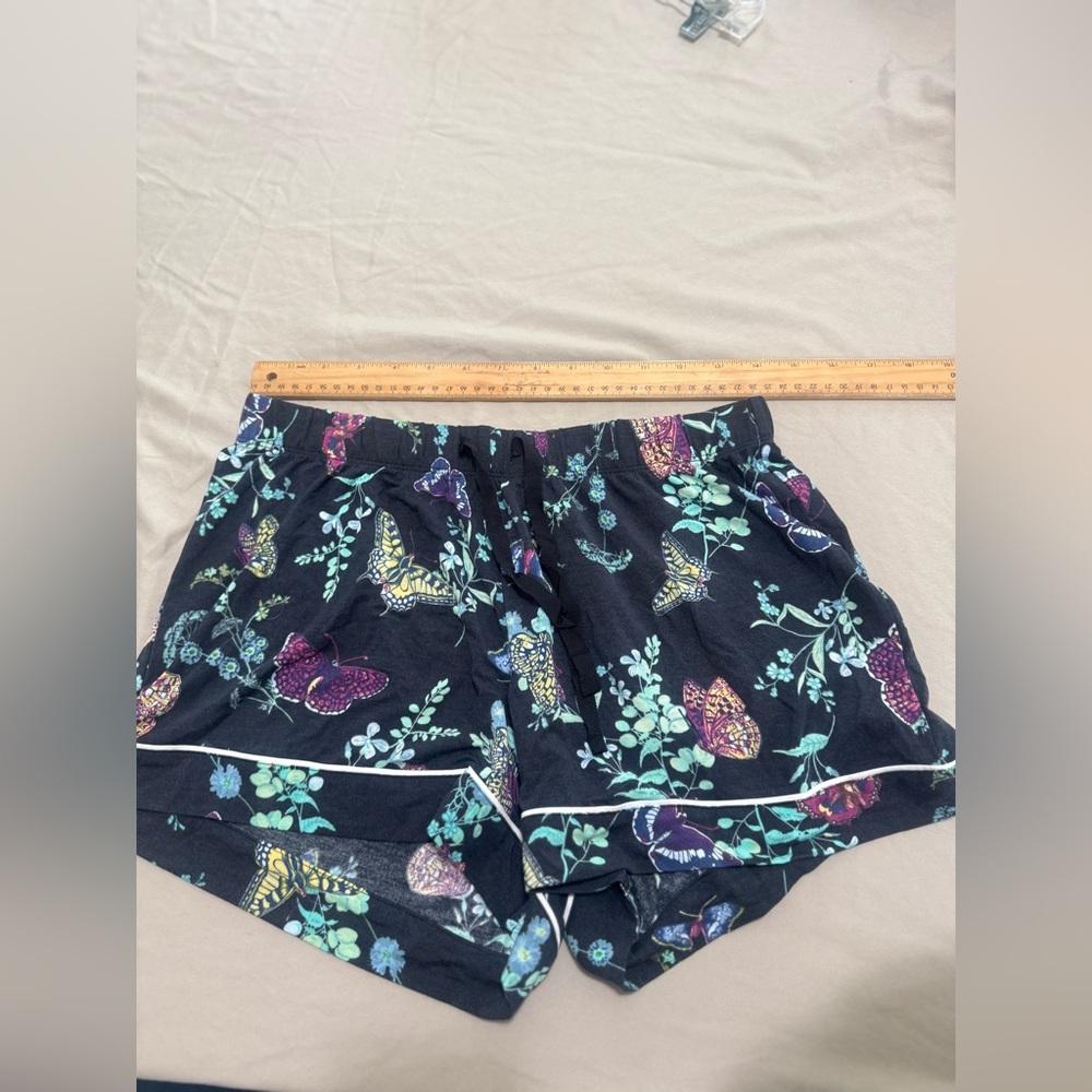 Victoria Secret Butterfly Pajama Shorts S NWT - Picture 2 of 5